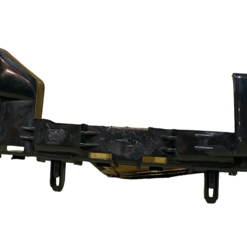 BRACKET DE BUMPER FRONTAL IZQUIERDO CHEVROLET TRAX 2017-2022