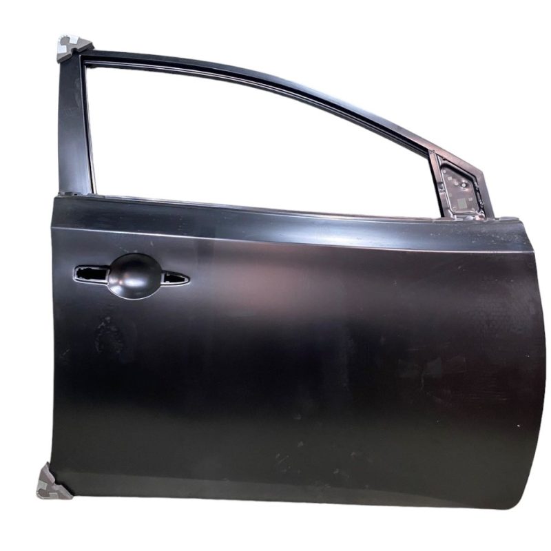 PUERTA DELANTERA NISSAN SENTRA 2013-2015 DERECHO