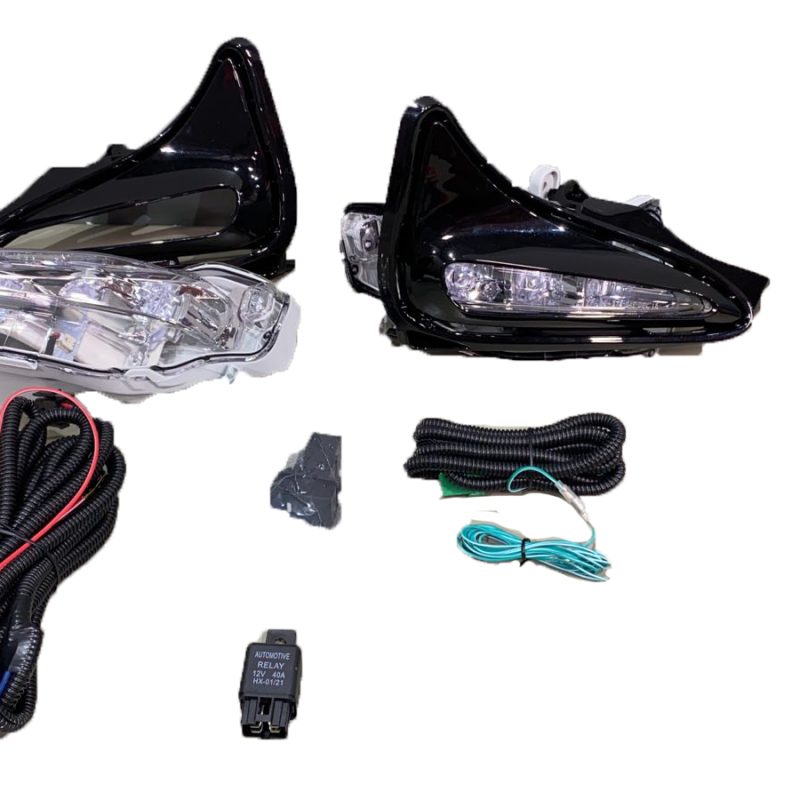 HALOGENA TOYOTA COROLLA 2017-2019 KIT CON MARCO LE