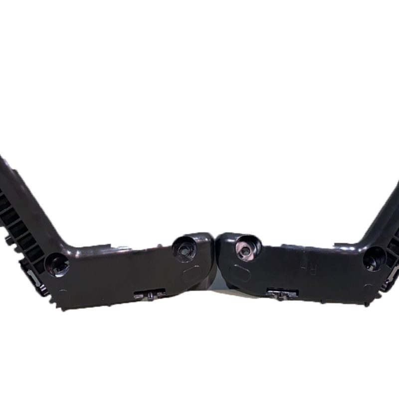 BRACKET DE BUMPER FRONTAL DER. DERECHO TOYOTA COROLLA 2017-2019