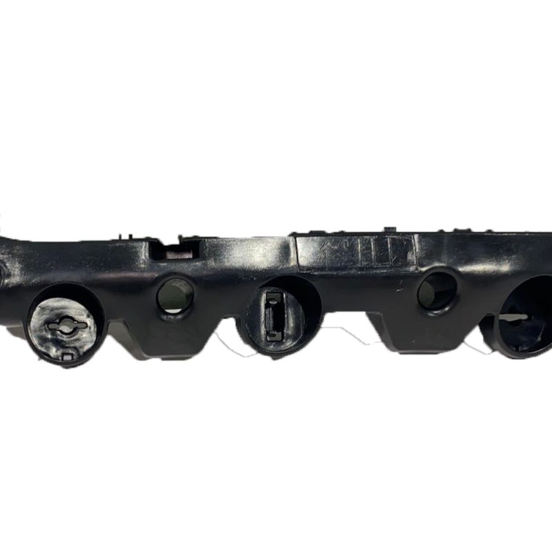 BRACKET DE BUMPER FRONTAL DERECHO NISSAN SENTRA 2016-2019
