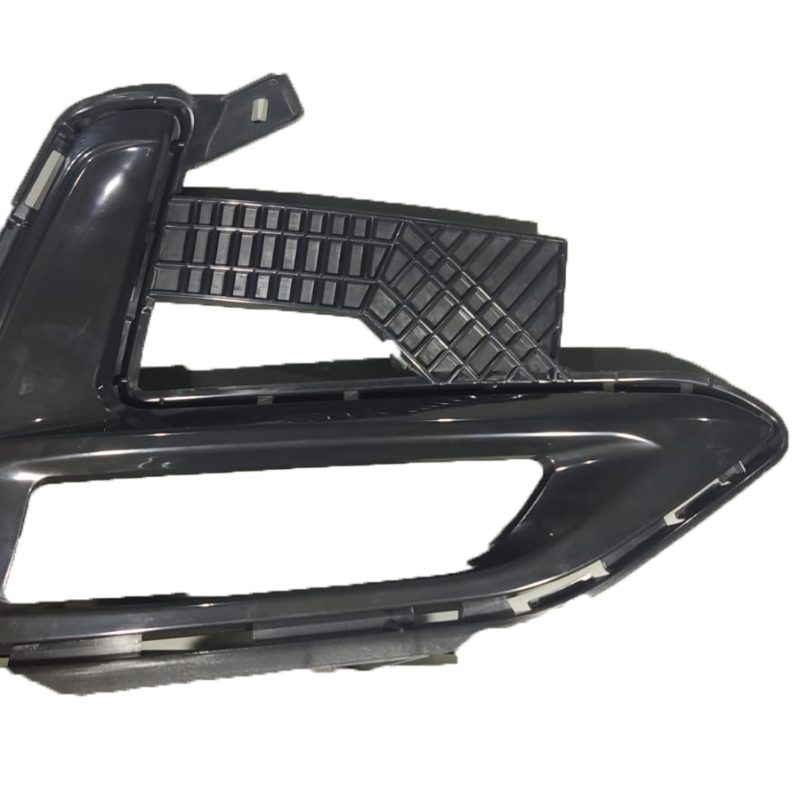 MARCO DE HALOGENA NISSAN SENTRA 2020- DERECHO