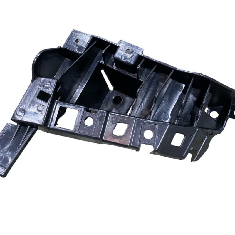 BRACKET DE BUMPER FRONTAL IZQUIERDO JEEP CHEROKEE 2014-2018